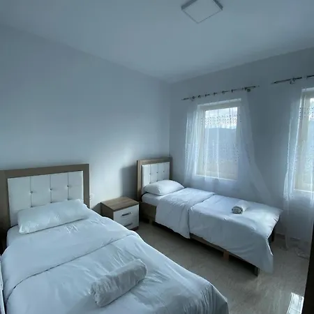 Appartement Apartament Tushemisht