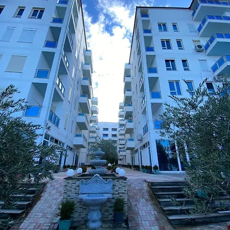 Apartament * Tushemisht